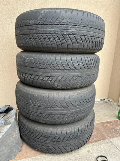 Winter tires used for 3 seasons. Tires - Bridgestone Blizzak RFT 225/60R18 104H Rims - TOUREN TR65 G...