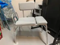 Commode and tub transfer bench