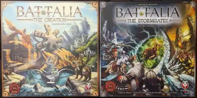 Strategic deck builder with map construction/control. For 2-6 players. Everything is in like new con...