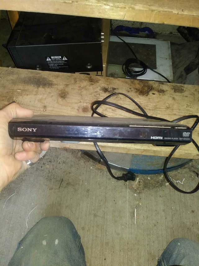 Sony DVD player in CDs, DVDs & Blu-ray in Edmonton