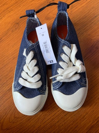 Kids shoes denim. Brand new, tags attached. Size 13