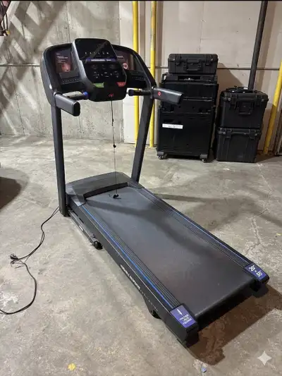 Horizon T101 Treadmill – Bluetooth + Incline – Great Condition, View more