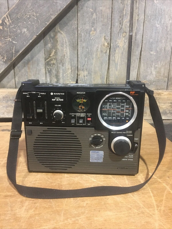 Sanyo RP 8700 Multi Band Receiver World Radio SW1/SW2/SW3/MW/LW
