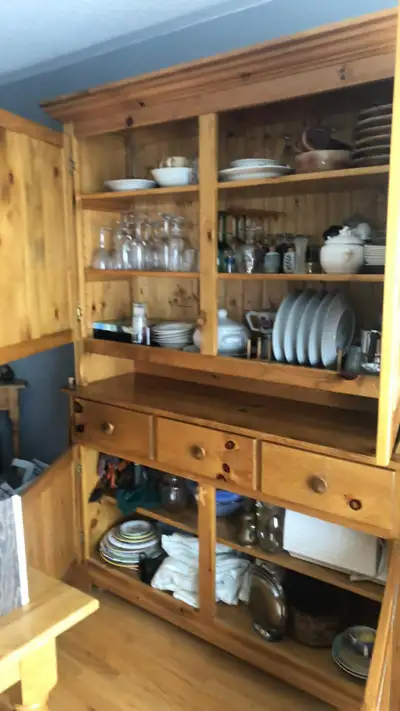 Solid Canadian Pine Buffet and Hutch, View more
