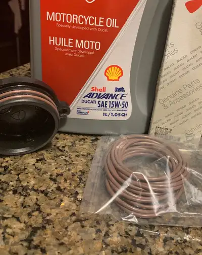 New Ducati V4 1199 899 1299 959 oem oil filters cap cover O RINGS & drain bolt crush washers service...