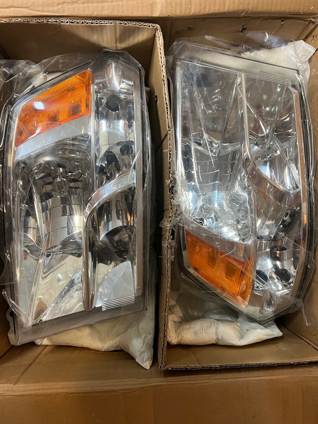 2009-2019 dodge ram headlights in Auto Body Parts in Fredericton - Image 4