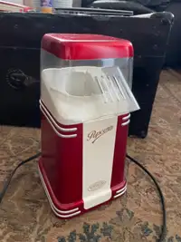 Retro style popcorn maker 
