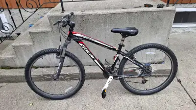 Specialized Hardrock mountain bike 26"   NEW brakes and pedals, View more