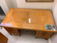Desk Teachers Antique Oak desk " Like New