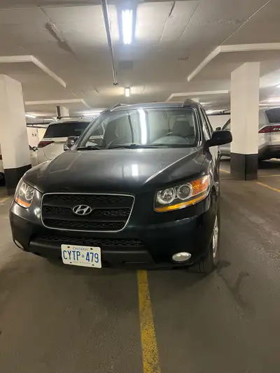 I'm selling a used 2008 Hyundai Santa Fe, a reliable SUV perfect for families and adventurers alike!...