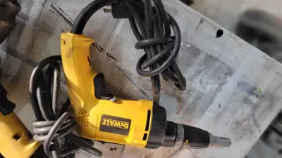 This DeWalt DW257 VSR drywall screwdriver is perfect for any job! It's a used but reliable tool read...