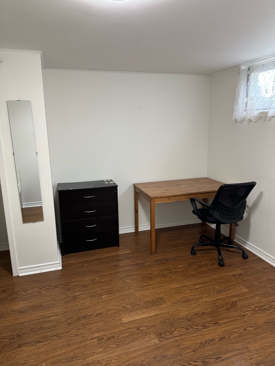 One bedroom large bright 5