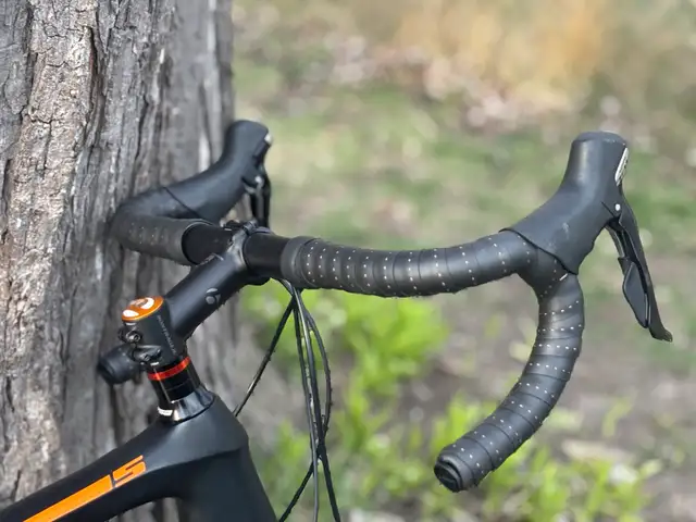 Trek Emonda  in Road in City of Toronto - Image 5