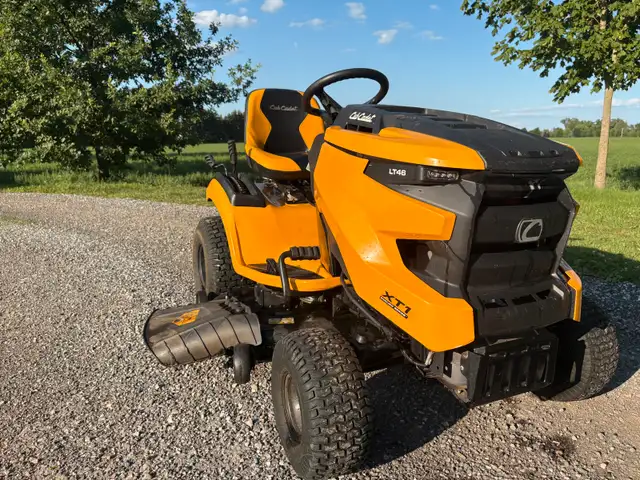 Cub Cadet XT1 46” in Other in London - Image 2