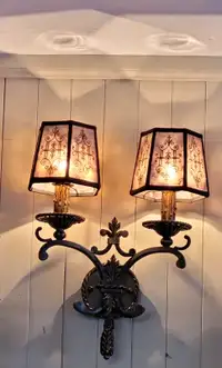 Lighted Wall Sconces 