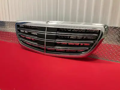 OEM Original Mercedes Benz Grille, Chrome With Camera Feature “Flaps” (No Camera Included), Fits S C...