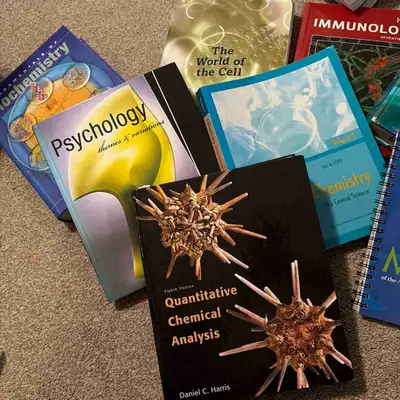 Located in Montgomery, Calgary. University textbooks including: - Chemistry - The Central Science. S...