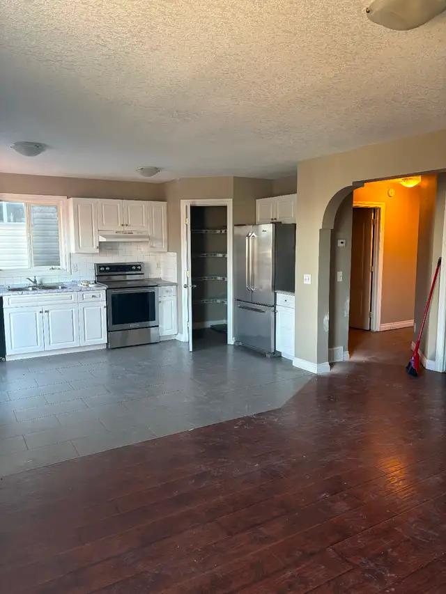 Stunning Harvest Hill single house for rent