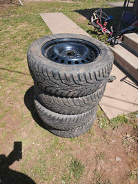 Tires for sale with rims 215/60r16s 