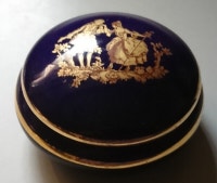 Vintage Limoges France Fragonard Courting Couple Trinket Box