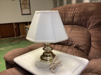 Table/Desk Lamp With Shade