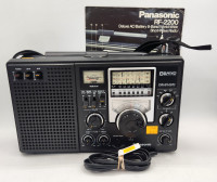 Panasonic Shortwave 8-Band Radio RF-2200