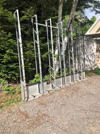 Rack de vitrier. En aluminium Pour transporter vitre ou panneau à la vertical ? De 12 pi long X 10’...