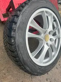 4 pneus d’hiver NEUF avec mags 275/45R20