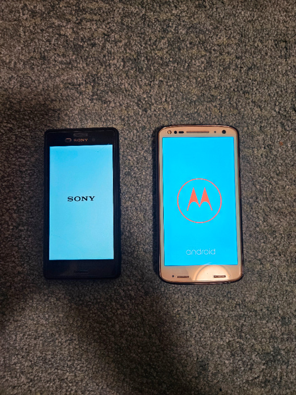 Motorola Moto X Force and Sony Xperia M4 Aqua phone dans Téléphones cellulaires  à Ouest de l’Île