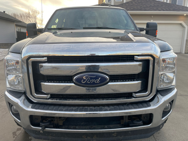 2016 F350 — Low Kms in Cars & Trucks in Strathcona County - Image 2