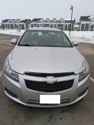 2012 Chevrolet Cruze for sale. 160,330 km, well‑maintained, and in good working condition. Being sol...