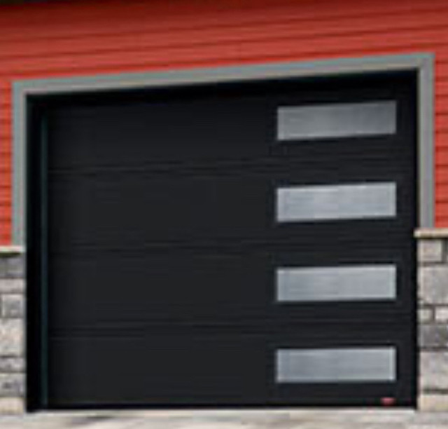 Garage Door in Windows, Doors & Trim in Oshawa / Durham Region