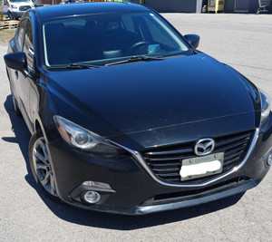 2014 Mazda 3 GT-SKY