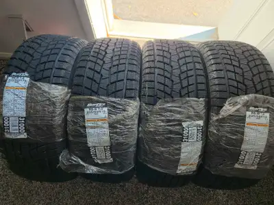 Quatre pneus d'hiver Neuf Jamais installé Marque Starfire 380$ les quatres non négociable