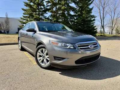 Selling a 2012 Ford Taurus SEL in good condition. Reliable, comfortable, and spacious sedan — perfec...