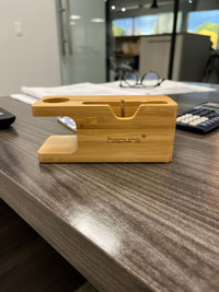 Wood IPhone Stand