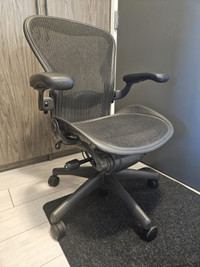 Herman Miller Aeron Ergonomic Office Chair (Size B)