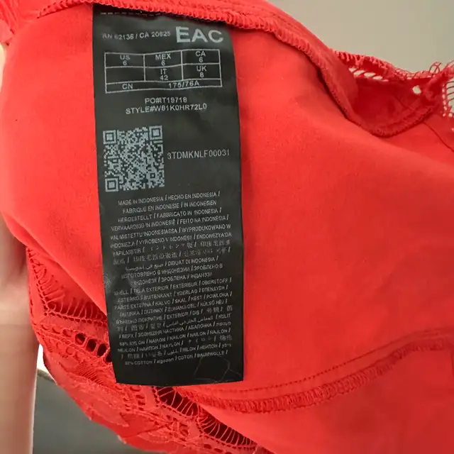 Guess Coral Red Lace Formal Dress in Women's - Dresses & Skirts in Edmonton - Image 5