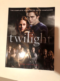 Twilight Complete Illustrated Movie Companion