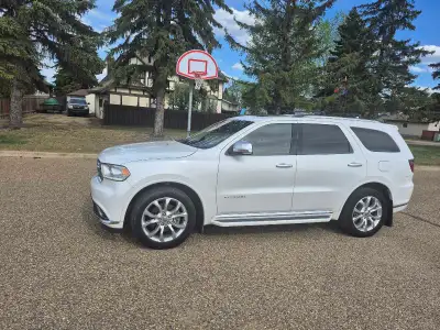 Dodge Durango Citadel, 3.6 l. 124500kms. Napa leather heated seats, 6 seater,sun roof, new led light...