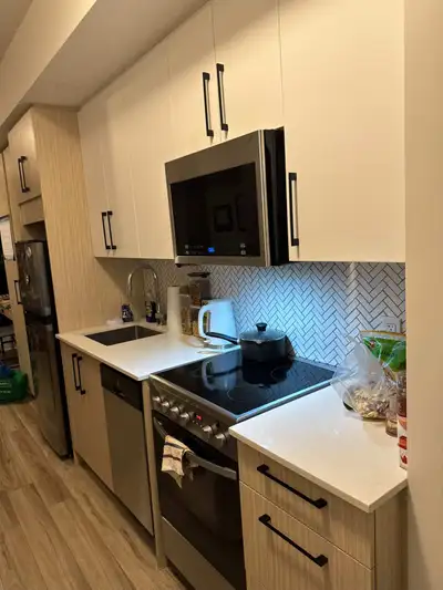 Looking to sublease my modern bachelor unit at The Revalie – a premium student-only residence just m...