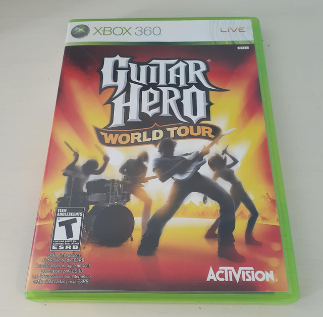 Microsoft XBox 360 Guitar Hero World Tour - complete - pristine64534649441795120