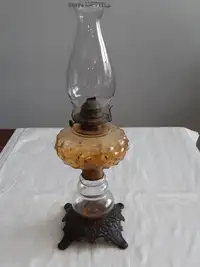 ANTIQUE OIL LAMP