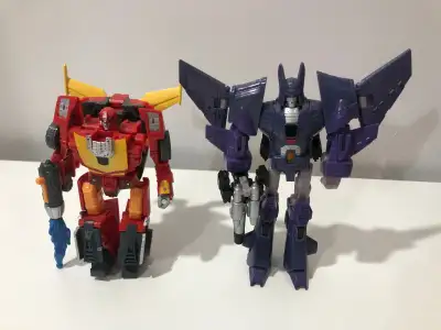 Transformers Reveal The Shield FanExpo 11 EX Cyclonus/Rodimus$50, View more