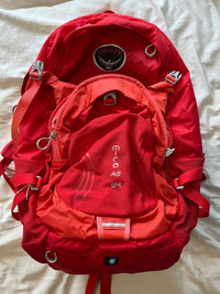 Osprey backpack - women’s 