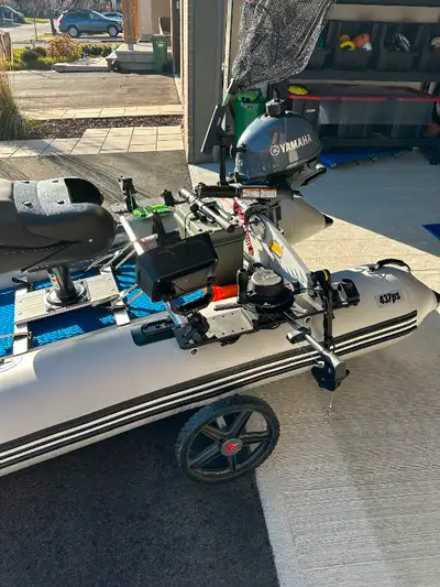 Inflatable boat for sale. A 4-in-1 hull you can Paddle, Motor, Sail, and Fish. Material : 1100 Decit...