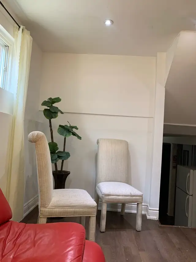 2 Bedroom, 1 Bathroom walkout basement @ Square One 63849108442369121