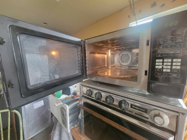 RV Convection Grill  & Microwave Contoure in Microwaves & Cookers in Kelowna