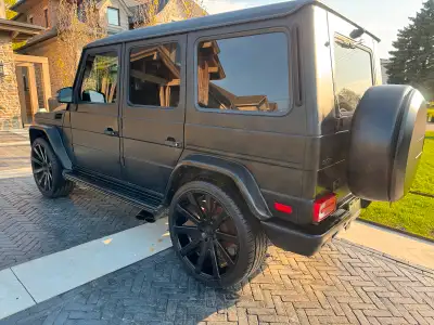 PRICE to SELL $63,000 2013 Mercedes-Benz G63 AMG SUV 2 Owners Me and Maple Leaf Goalie CURTIS JOsEPH...