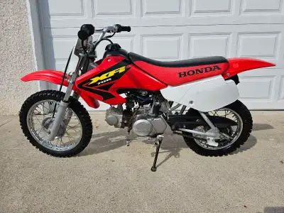 Very nice condition Honda XR70 3spd automatic, same as a CRF70 and the same size as the CRF110. Very...